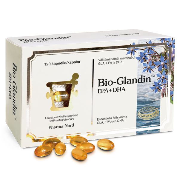 Bio-Glandin EPA + DHA; laatikko Bio-Glandin EPA+DHA -kapseleita, useita keltaisia kapseleita aseteltuna eteen; suorakulmainen laatikko mattapinnalla, pääosin valkoinen sinisin tehostein; kuvia sinisistä kukista sekä lihavoitua groteskityyppografiaa tuotenimelle ja tiedoille välttämättömistä rasvahapoista ja Omega-3-pitoisuudesta; ei ihmisiä tai käsiä kuvassa, pelkistetty valkoinen tausta, kuvattu suoraan edestä silmän korkeudelta.