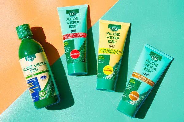 ESI Aloe Vera geeli + arganöljy; neljä ESI Aloe Vera -geelituotetta keltainen-turkoosilla jaetulla taustalla: yksi pullo ja kolme eriväristä, eri tuoksuja edustavaa tuubia, italiankieliset etiketit.