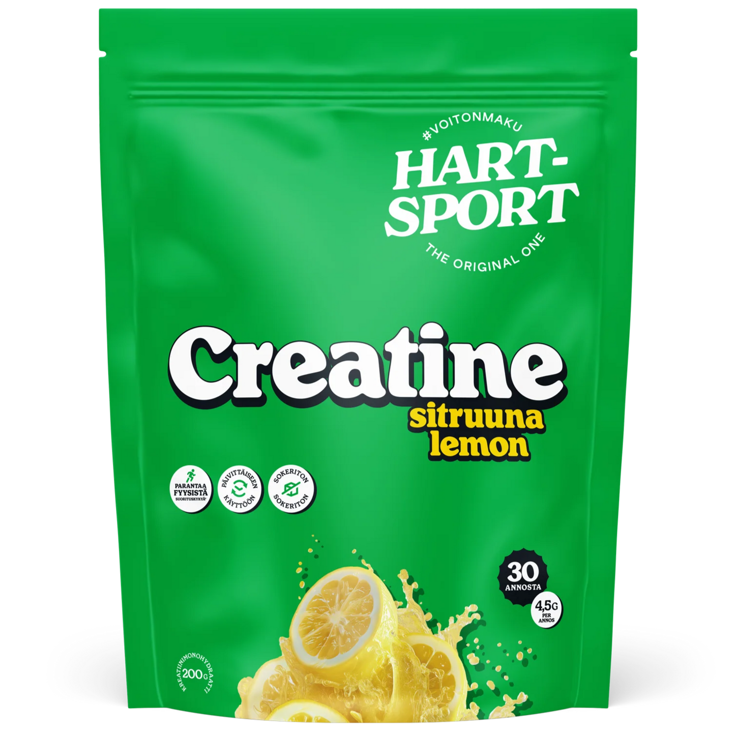 Hart-Sport Creatine Lemon; vihreä uudelleensuljettava pussi Hart-Sport Creatine -jauhetta sitruunanmaussa; etusivulla eloisia sitruunakuvia, tuotehyötyjä kuten vahvuuden ja kestävyyden parantamista sekä annostietoja suomeksi ja englanniksi; mattapinta lihavoidulla valkoisella ja keltaisella groteskitekstillä kirkkaan vihreää taustaa vasten; pussi pystyssä; ei ihmisiä tai käsiä; kuva tasaisella valkoisella taustalla.