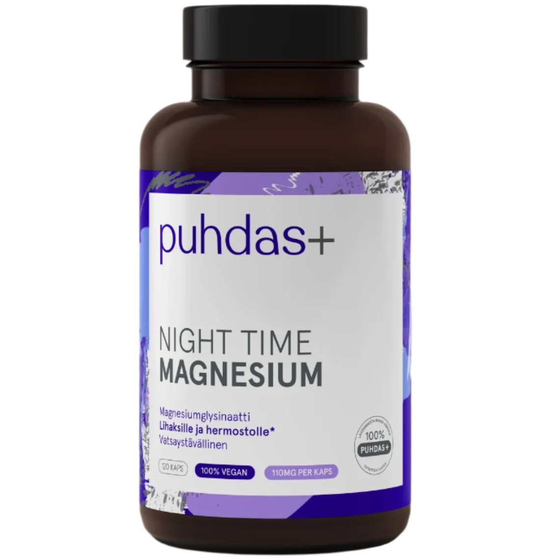 Puhdas+ Night Time Magnesium; pullo puhdas+ Night Time Magnesium -ravintolisää violetilla ja valkoisella etiketillä, jossa tuotetietoja ja teksti 100 % vegaaninen, magnesium ja 110 mg per kaps; muovinen astia lieriömäinen ja mattapintainen; etiketissä groteskifonttia eri kokoisina; ei ihmisiä tai käsiä; tausta tasainen valkoinen, studiokuva tasaisessa valaistuksessa.