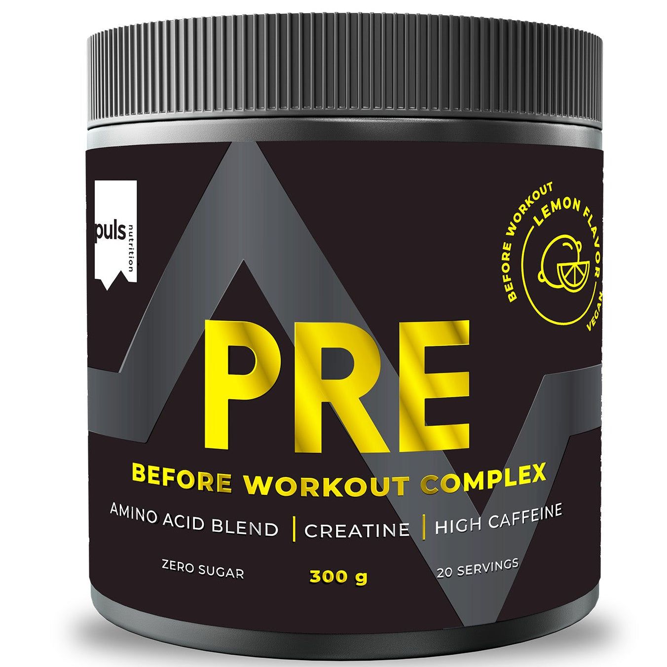 Puls Pre-Workout Complex Lemon; musta ja harmaa sylinterinmuotoinen purkki tekstillä "PRE Before Workout Complex" keltaisin tekstein, mattapintainen ruuvikannella; lihavoitu groteskikirjasin; näkyvät korostukset: aminohapposeos, kreatiini, korkea kofeiinipitoisuus, sitruunan maku, ei sokeria, 300 g, 20 annosta; neutraali tausta, ei ihmisiä tai muita esineitä kuvassa.
