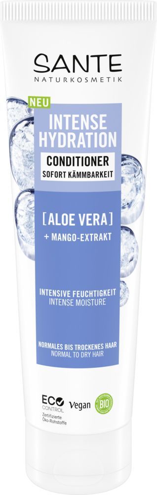 Sante Intense Hydration Hoitoaine; tuubi aaloe veralla ja mangouutteella, suunniteltu normaaleille tai kuiville hiuksille; tuubi on valkoinen mattapinnalla, esittää sinisiä vesikuplakuvituksia, tuotetiedot saksaksi ja rivin symboleja alaosassa; groteskitypografia; pakkaus pystyasennossa vaalealla taustalla, ei ihmisiä tai käsiä näkyvissä kuvassa.