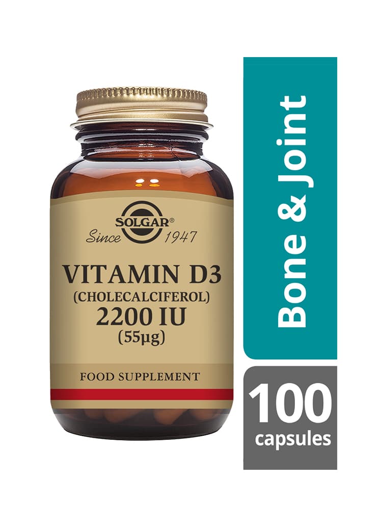 Solgar D3-vitamiini 55 mikrog -pullo, meripihkanvärinen lasipullo kultaisella muovikorkilla; 100 kapselia, luu- ja nivelterveydelle