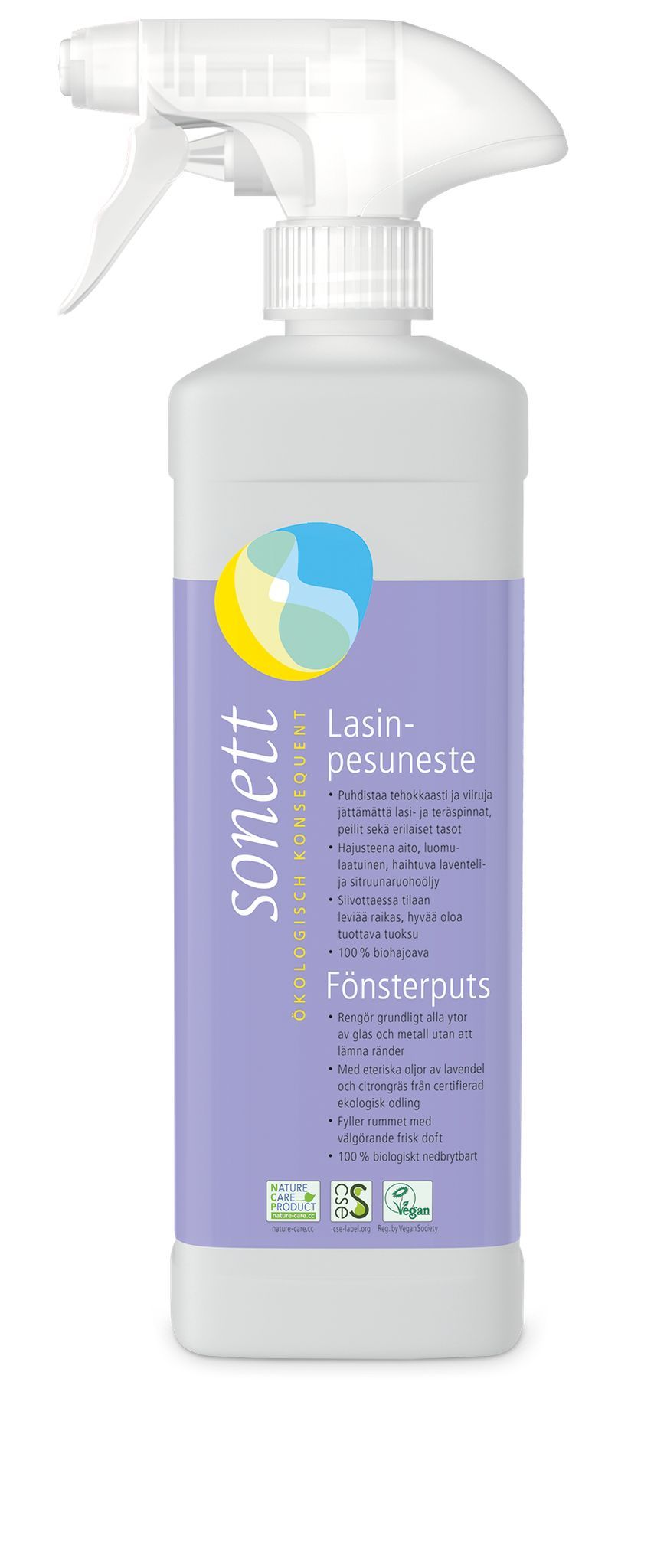 Sonett Lasinpesuneste, valkoinen suihkepullo ekologiselle lasinpuhdistusaineelle vaaleanvioletilla etiketillä, jossa mainitaan biohajoavat ainesosat ja tuotetiedot useilla kielillä; pullo muovia mattapinnalla ergonomisesti kaartuvalla muodolla; etiketin teksti groteskifonttia eri kokoisin osioin, mukana pienempiä monikielisiä tekstilohkoja; ei ihmisiä eikä käsiä näkyvissä, kuva otettu suoraan edestä valkoista taustaa vasten.