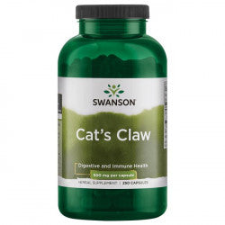 Swanson Cat's Claw 500 mg; vihreä pullo kissankynsi-yrttilisäravinnetta, merkitty ruoansulatuksen ja immuunijärjestelmän terveyden tueksi, 500 mg per kapseli, sisältää 250 kapselia; muovipullo tummanvihreällä korkilla ja kiiltäväpinnalla, sylinterinmuoto; etiketissä mustaa ja kultaista tekstiä yksinkertaisin groteskikirjasimin valko- ja keltatausta-osioin; studiokuva valkoisella taustalla, ei ihmisiä tai käsiä näkyvissä.