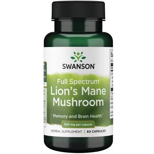 Swanson Full Spectrum Lions Mane Mushroom 500 mg; vihreä muovipullo mattapinnalla, sylinterin muotoinen kierrekorkilla; etuetiketissä lukee ”Swanson Full Spectrum Lions Mane Mushroom herbal supplement” sekä ”60 capsules” ja ”500 mg per capsule” selkeällä valkoisella ja keltaisella kirjasimella; ei ihmisiä tai käsiä, valkoinen tausta, pelkkä tuotekuva; muistin, aivoterveyden ja kognitiivisen toiminnan tueksi.