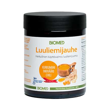Biomed Pohjola-sarja Lahjapakkaus I; purkki Biomed Luuliemijauhe-luuliemijauheelle kurkumalla, inkiväärillä ja chilillä, etiketissä kuva liemikulhosta ja tuoreesta inkiväärinjuuresta; purkki lieriön muotoinen valkoisella mattapintaisella rungolla ja metallisella kierrekannella; etusivun teksti lihavoitua mustaa groteskia vähäisin väriaksentein; valkoinen tausta, ei ihmisiä tai käsiä.