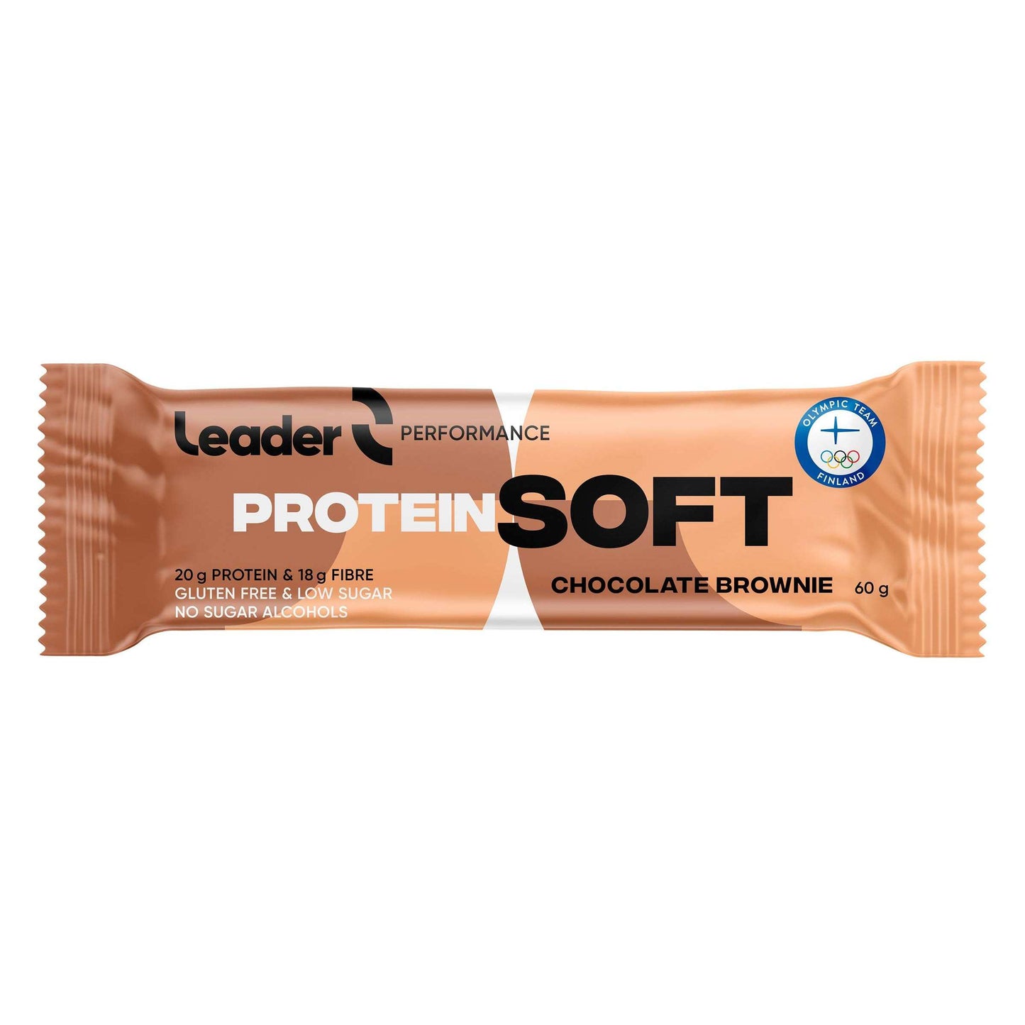 Leader Performance Protein Soft Suklaakakku; ruskea Leader Protein Soft -suklaakakkupatukka mattapintaisessa muovipakkauksessa, suorakulmainen ja tiiviisti suljettu; pakkauksessa brändinimi ja keskeiset väitteet: gluteeniton, vähäsokerinen, runsasproteiininen, 60 g sekä ravintotietoja etupuolella; lihavoitu groteskikirjasin; vaalea tausta ilman rekvisiittaa.
