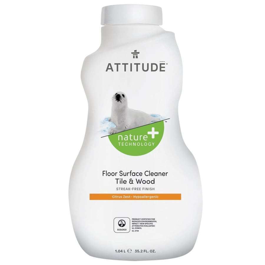 Attitude Lattianpesuaine puu- ja kaakelipinnoille -pullo, valkoinen, kuva hylkeestä ja vihreä nature+ -merkintä; hypoallergeeninen kaava, sitrusraikaste, 35,2 fl oz, mattapinta, groteskiteksti valkoisena, mustana ja vihreänä