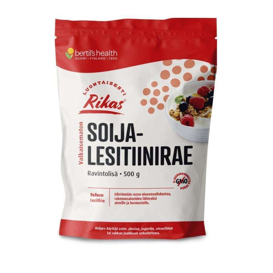 Rikas Soijalesitiinirae; 500 g pussi tekstillä "Rikas soijalesitiinirae" Bertils Healthilta, etuosassa kulhollinen mysliä; pakkaus suorakulmainen pääosin valkoinen mattapinta ja lihavoituja punaisia lohkoja; sekä suomen- että englanninkielistä tekstiä selkeällä groteskifontilla; ei ihmisiä tai taustaelementtejä näkyvissä, tämä on studiotuotekuva yhtenäistä valkoista taustaa vasten.
