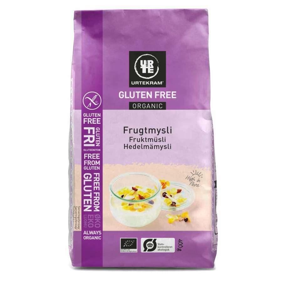 Urtekram Gluteeniton Luomu Hedelmämysli -pussi, 400 g, violetti, kuva mysliannoksista maidon ja hedelmien kera; mattapintainen pakkaus, lihavoitu valkoinen groteskiteksti, gluteeniton ja luomumerkit mustalla ja vihreällä