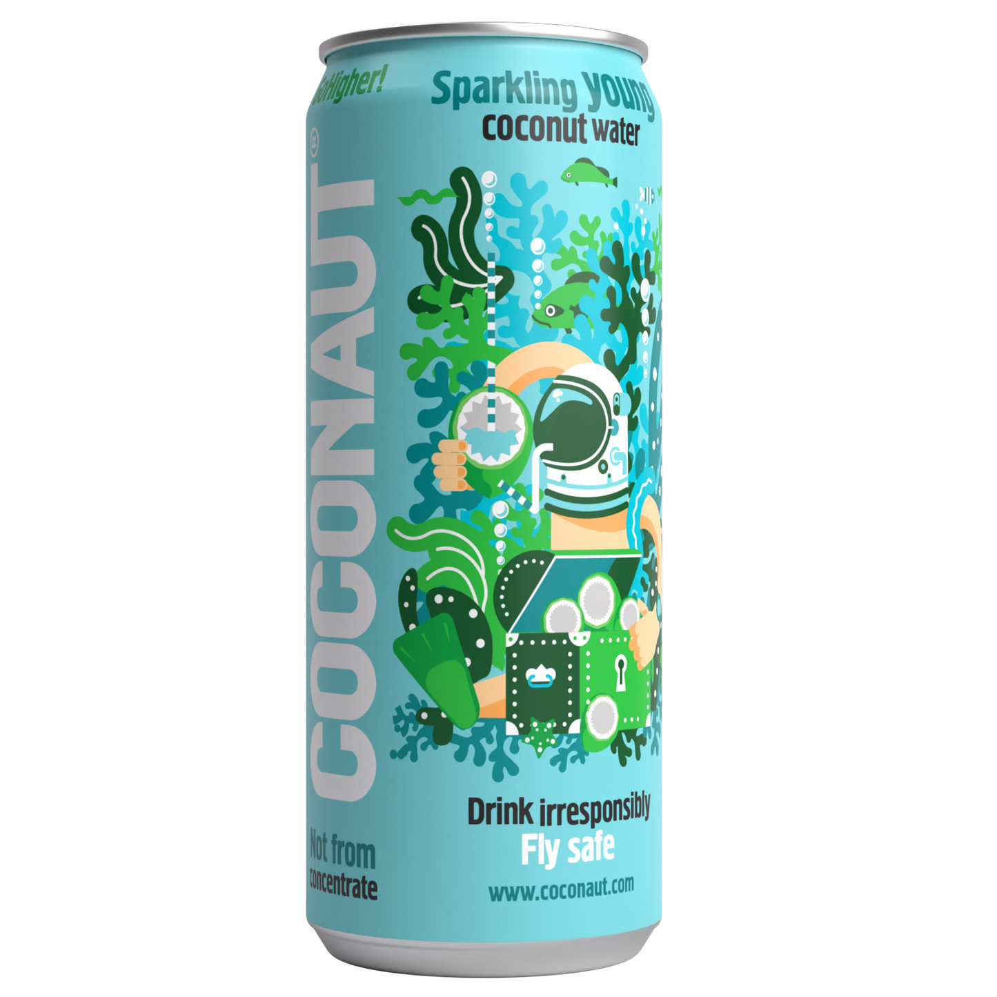 Coconaut Kookosvesi Hiilihapotettu: korkea tölkki tekstillä "COCO NAUT sparkling young coconut water", kuvitettu vedenalainen astronautti, merikasveja ja kuplia; sylinterimäinen muoto kiiltävällä pinnalla; pääväreinä sininen ja valkoinen monivärisin kuvituksin; groteskiteksti eri painoin; luettavissa teksti "Drink irresponsibly, Fly safe, Not from concentrate" sekä "coconut water"; valkoinen tausta, ei ihmisiä tai käsiä näkyvissä.