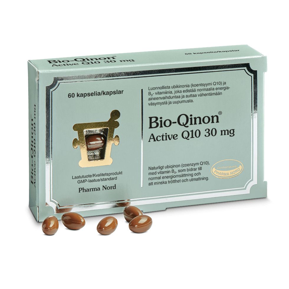 Bio-Qinon Active Q10 30 mg -pakkaus, vihreä mattapintainen rasia, valkoinen-keltainen lihavoitu teksti koentsyymi Q10:stä; ruskeita liivatekapseleita näkyvissä läpinäkyvässä osassa ja edessä