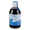 Bodyflex Sport Shot, 500 ml; kirkas lieriömäinen muovipullo kierrekorkilla; sininen ja valkoinen mattaetiketti, jossa juoksevan hahmon grafiikka ja ravintolisän ainesosaluettelo lihavoituna groteskitekstinä; kuvattu vaalealla taustalla ilman ihmisiä.