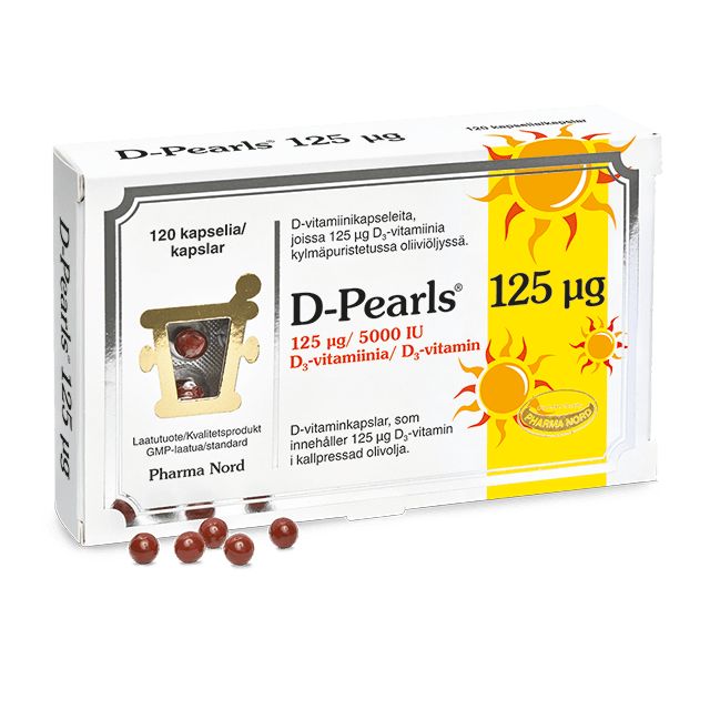 D-Pearls 125 mikrog -pakkaus, Pharma Nordin D3-vitamiinikapselit (125 µg, 5000 IU), eloisia keltaisia ja oransseja aurinkokuvituksia pakkauksessa; laatikko mattapintainen ja suorakulmainen, lihavoitua tekstausvapaata typografiaa pääteksteissä; pieniä pyöreitä geelikapseleita aseteltu laatikon viereen; neutraali tausta, ei ihmisiä tai käsiä näkyvissä; laaja tuotekuva.