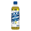 Dexal Light Sports Drink Urheilujuomatiiviste; pullo Dexal Light Sports Drink -tuotetta sitruuna-greippi-maussa, sininen korkki ja valkoinen-sininen etiketti eloisin sitruuna- ja greippikuvin; juoma sisällä keltaista; muovipullo lieriömäinen kevyin kaarin ja kiiltäväpintainen; groteskiteksti etiketissä kertoo tuotenimen ja maun; kuva tasaisella taustalla, ei ihmisiä tai esineitä näkyvissä.