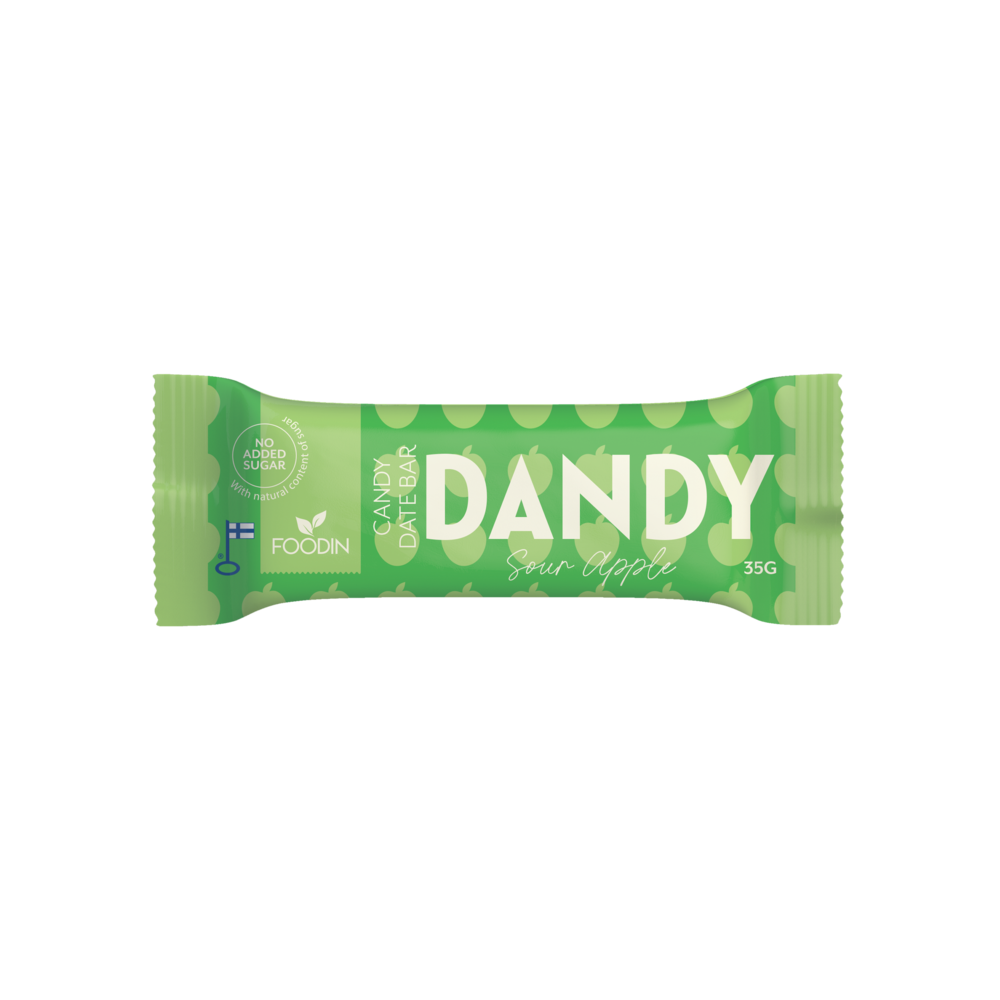 Foodin Dandy Candy Date Bar Sour Apple: vihreä 35 g:n välipalapatukka tekstillä "Dandy Sour Apple" pisarakuvioin; pakkaus on mattaa muovia, suorakulmainen ja saumoilla suljettu; pääetiketissä teksti "Candy Date Bar", "No Added Sugar", Foodin-logo ja pieni Suomen lippu selkeällä groteskikirjasimella; valkoinen tausta, ei ihmisiä tai rekvisiittaa näkyvissä.