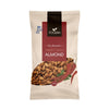 Foodin Sweet Chili Almonds; beige pakkaus Foodin Dry Roasted Sweet Chili Almonds -manteleita, 110 g, etusivulla kuva manteleista ja punaisista chilipaprikoista; vasemmassa yläkulmassa pieni Suomen lipun symboli korostaen alkuperää; pakkaus mattapintainen ja suorakaiteen muotoinen pyöristetyin reunoin; etikettiteksti yksinkertaisella groteskilla valkoisena ja tummanruskeana; kuva pelkästä tuotteesta tasaisella valkoisella taustalla, ei ihmisiä tai käsiä.
