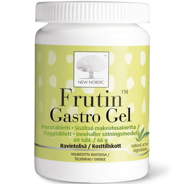 Frutin Gastro Gel -purkki; valkoinen, mattapintainen muovipullo litteällä valkoisella korkilla; vihreässä etiketissä New Nordic -logo sekä monikielistä mustavalkoista tekstiä tekstausvapaalla kirjasimella; etiketti mainitsee 60 pureskeltavaa tablettia ja luonnollisia vaikuttavia aineita ruoansulatuksen tueksi; kuvattu valkoista taustaa vasten ilman ihmisiä tai käsiä.