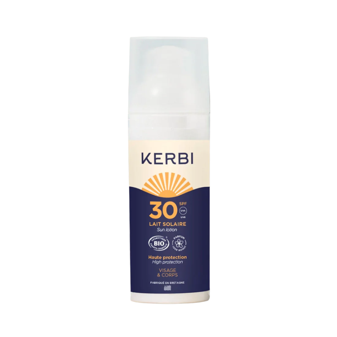 Kerbi Aurinkovoide SPF 30; Kerbi SPF 30 -aurinkovoidepullo valkoisella yläosalla ja tummansinisellä etiketillä, kuvituksena aurinkokuvake, tuotetietoa ja ranskankielinen teksti korkeasta suoja-asteesta kasvoille ja vartalolle; muoviastia mattapinnalla ja pyöristetty muoto; luettavassa etiketissä brändinimi, SPF-taso ja käyttöohjeet; tausta yhtenäinen, ei ihmisiä tai muita esineitä näkyvissä; studiotyylinen tuotekuva.