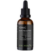 Kiki Health Ionisoidut Elektrolyytit; ruskea lasinen tiputinpullo, merkitty KIKI Health Ionic Electrolytes Liquid Concentrate, 50 ml, tekstissä korostetaan helposti imeytyviä mineraalitippoja ja ionisia mineraaleja; pullossa mattamusta tiputinkorkki ja suorakulmainen muoto; etiketissä vihreää ja valkoista groteskitekstiä mustaa taustaa vasten; pullo kuvattu valkoista taustaa vasten, ei näkyviä ihmisiä tai esineitä.