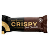 Ruskea ja musta Leader Promour Crispy Dark Chocolate -proteiinipatukan kääre kultaisin yksityiskohdin ja kaakaokuvakkeella; suorakaiteen muotoinen kääre mattapintainen; etiketissä lihavoitu valkoinen ja kullanvärinen groteskikirjasin; teksti kertoo runsaasta proteiinista, kuidusta ja siitä, ettei tuotteessa ole lisättyä sokeria; ei ihmisiä tai käsiä näkyvissä, tausta yksinkertainen, tuote kuvan keskellä.