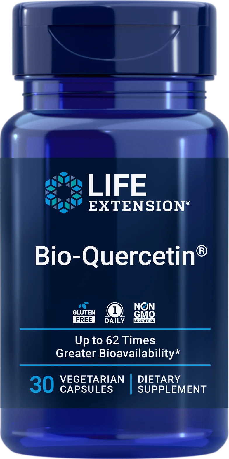 Life Extension Bio-Quercetin, sylinterimäinen sininen muovipullo mattapinnalla; etiketissä brändinimi suurin, valkoisin ja vaaleansinisin isoin kirjaimin, tekstissä "gluten free", "non-GMO", "1 daily capsule", "30 vegetarian capsules" ja "up to 62 times greater bioavailability"; ei ihmisiä eikä käsiä näkyvissä; tausta yksinkertainen; pullo korostaa merkittävästi parempaa biosaatavuutta.