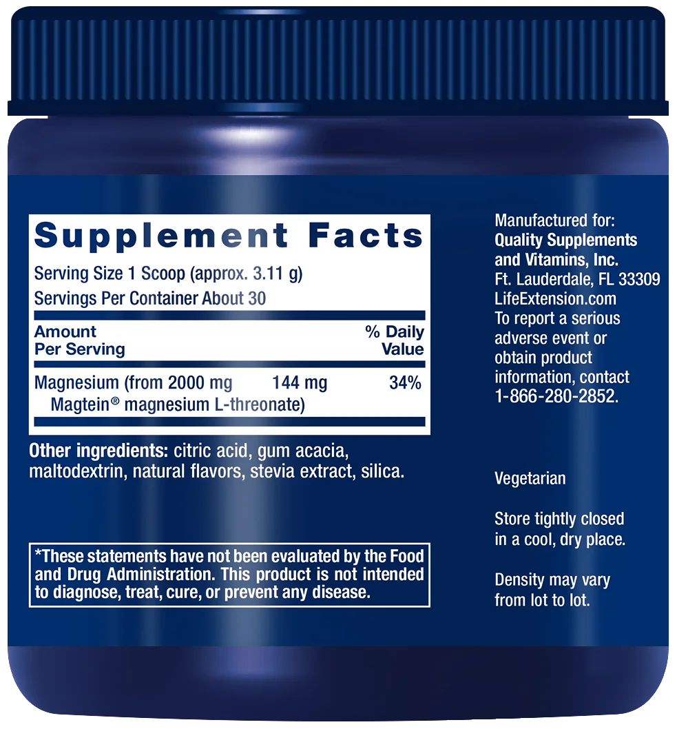 Life Extension Neuro-Mag® Magnesium L-Threonate; sininen ravintolisäpurkki mattamuovipinnalla, sylinterimäinen ja tiiviisti suljettu kansi; etiketissä valkoista ja mustaa tekstiä selkeällä groteskifontilla; tausta siisti ja neutraali; etikettiteksti näyttää ravintosisältötiedot, magnesiumin Magtein-lähteestä, muut ainesosat, annostustiedot, valmistajan yhteystiedot ja varoitukset; kasvipohjainen koostumus tulee säilyttää tiiviisti suljettuna poissa lasten ulottuvilta.