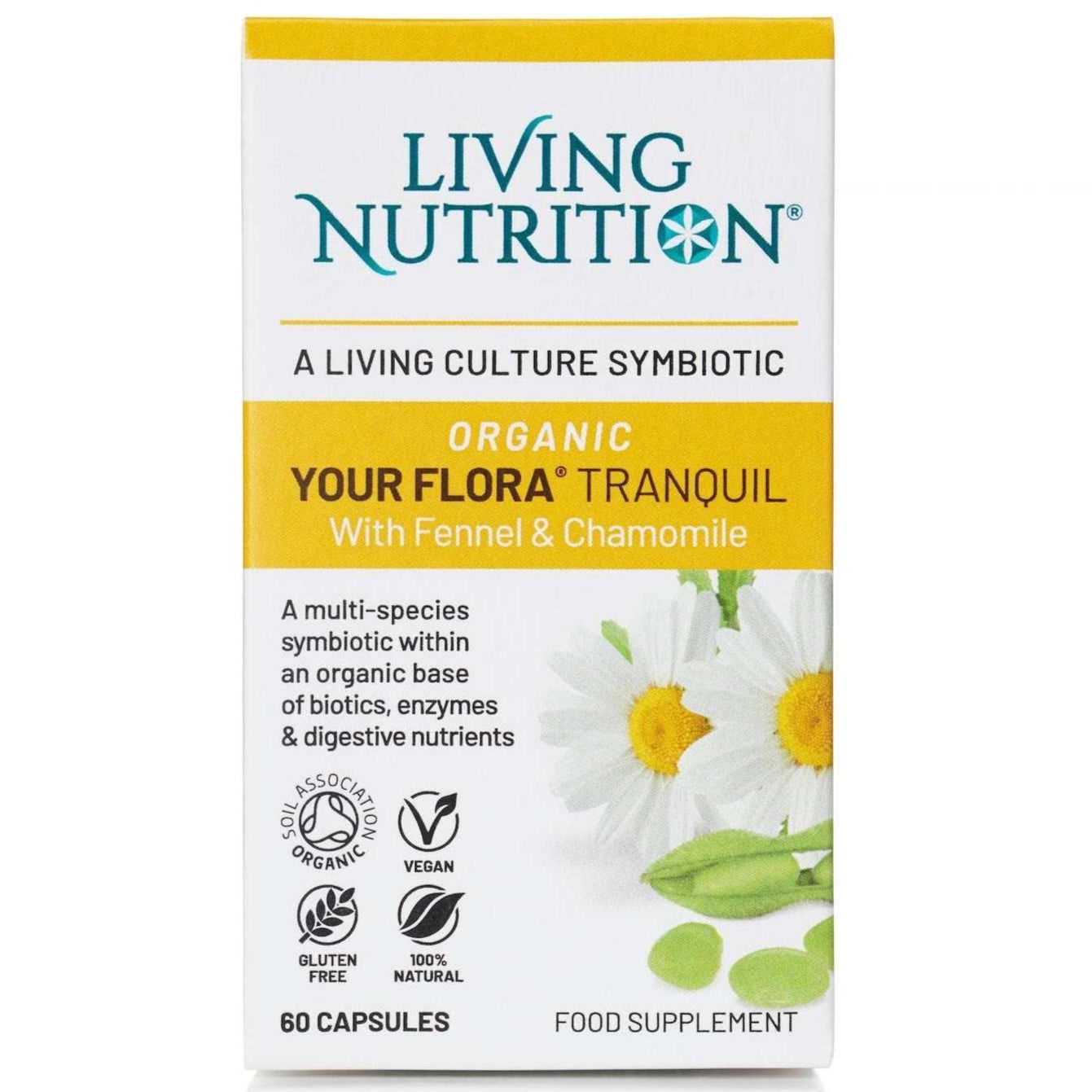 Living Nutrition Your Flora Tranquil; laatikko Living Nutrition Your Flora Tranquil -ravintolisää fenkolilla ja kamomillalla, merkitty luomuksi, vegaaniseksi, gluteenittomaksi ja 100-prosenttisesti luonnolliseksi; suorakulmainen laatikko mattapinnalla ja valkoisella pohjavärillä; kamomillankukkakuvia etupuolella; groteskikirjasin mustana ja vihreänä; pakkauksessa merkintä "60 kapselia"; ei ihmisiä tai käsiä kuvassa, pelkistetty tausta.