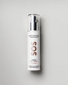 Madara SOS Hydra Cream kasvovoide valkoisessa pumppupullossa harmaalla taustalla