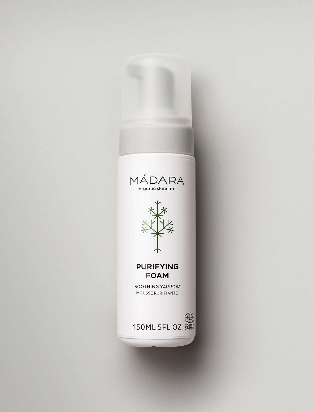 Madara Syväpuhdistava vaahto 150 ml pumppupullossa vaaleanharmaalla taustalla