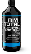 Mivitotal Plus -pullo, musta, kiiltäväpintainen, hopeanvärinen metallikorkki, 1000 ml; sinisiä graafisia yksityiskohtia, teksti ruotsiksi ja suomeksi
