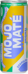 Mojo Mate Luomu Matejuoma Original; tölkki Mojo Maté Original -kuohuvaa juomaa; tölkki lieriömäinen mattapinnalla, väreinä vihreä, keltainen ja valkoinen; etiketissä lohko- ja pyöreähköä typografiaa; näkyvässä tekstissä ”Refreshing Caffeine”, ”100% Plant-Based ingredients”, ”Low Kcal content” ja ”Good Energy”; kuva näyttää vain tuotteen tasaisella taustalla.