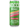 NOCCO BCAA+ Peachango Energiajuoma 24-pack; vihreä alumiinitölkki NOCCO BCAA+ Peachango -juomaa värikkäin vinoraidoin ja kiiltäväpinnalla, pystyssä tasaisella taustalla; lihavoitu tikkukirjasin sisältää tekstin: ”5000 mg BCAA, caffeine-free, sugar-free, carbonated”; pinnassa näkyvissä kondenssipisaroita; ei ihmisiä tai rekvisiittaa kuvassa.