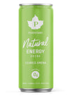 Puhdistamo Natural Energy Drink, Vihreä Omena; vihreä, lieriömäinen tölkki mattapinnalla; etiketissä maininta nollasokerista ja 109 mg luonnollisesta kofeiinista; valkoista ja vaaleanvihreää groteskitekstiä; tuote pystyssä vaalealla taustalla, ei ihmisiä tai käsiä.