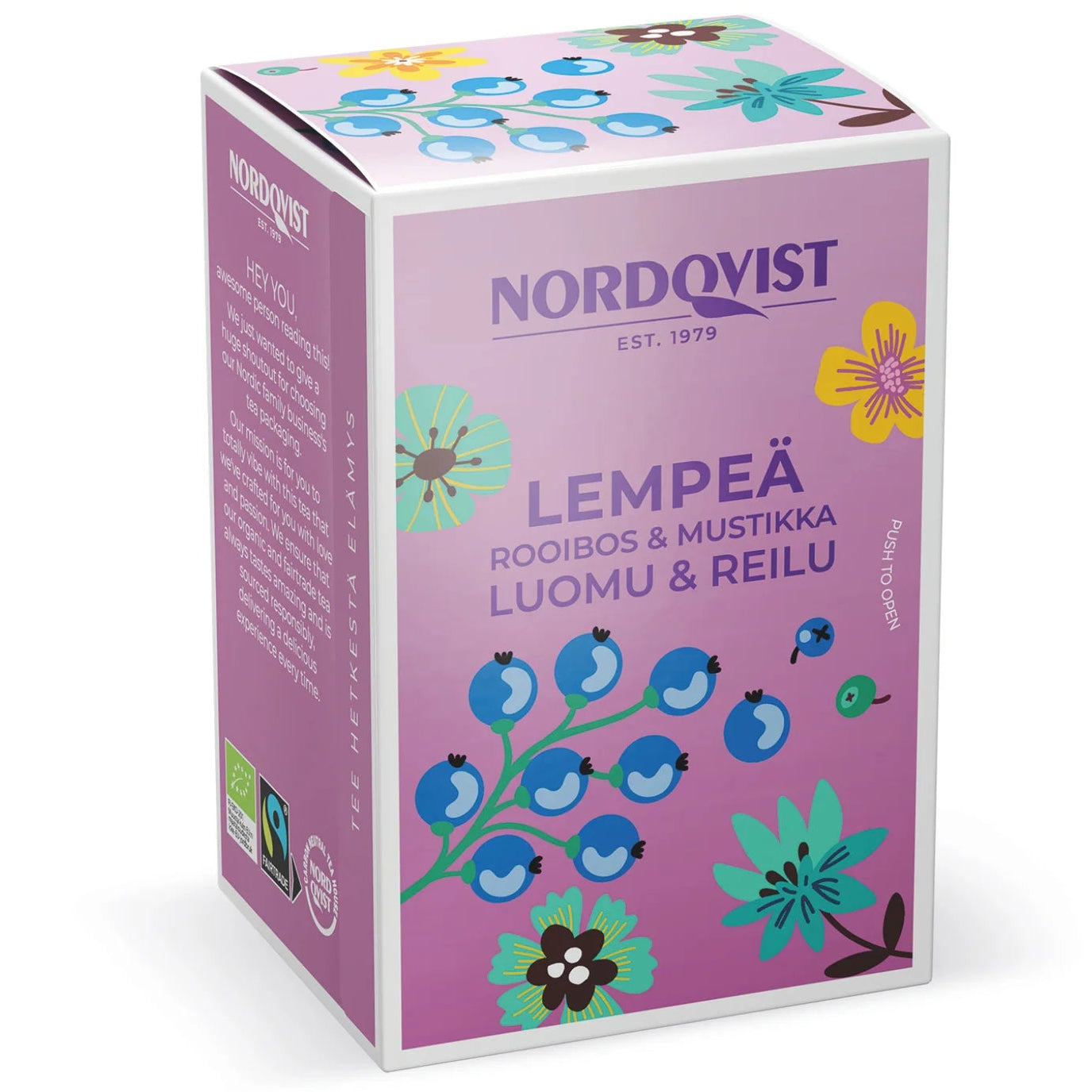 Nordqvist Lempeä Luomu Rooibos & Mustikka; suorakulmainen pahvirasia Nordqvist Lempeä -rooibos- ja mustikkateelle mattaviolettina painetuin mustikka- ja kukkakuvituksin; etupuolella tuotenimi lihavoidulla valkoisella groteskitekstillä; ei ihmisiä tai käsiä; tuote kuvattu pelkistetyssä asetelmassa; violettitaustainen pakkaus yhdistää rooibosin ja mustikan leppoisan maun.