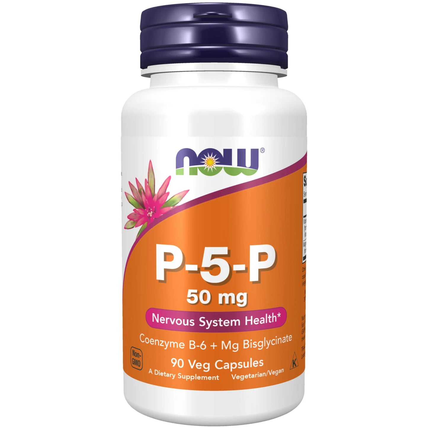 Now Foods P-5-P 50 mg, valkoinen ravintolisäpullo violetilla muovikorkilla, sylinterimäinen ja kiiltäväpintainen; etiketti oranssia, valkoista ja sinistä väriä lihavoidulla groteskityypillä; lyhyt teksti viittaa hermoston terveyteen ja aktiiviseen B6-koentsyymiin; kapselimäärä (90) painettuna; tausta yksinkertainen, studiokuva.