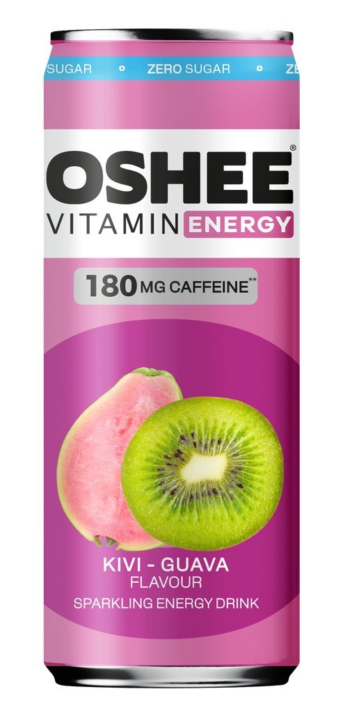 OSHEE Energy Drink Kiwi-Guava Zero; vaaleanpunainen OSHEE Vitamin Energy -tölkki; etiketissä lukee Kivi-Guava Flavour ja yksityiskohtaisia kuvia guavasta ja kiivistä; muu luettava teksti sisältää ”180 mg caffeine” ja ”zero sugar”; tölkki sylinterin muotoinen kiiltopinnalla; näkyvä lihavoitu groteskitypografia etiketissä; tausta tasainen, ei ihmisiä tai käsiä kuvassa.