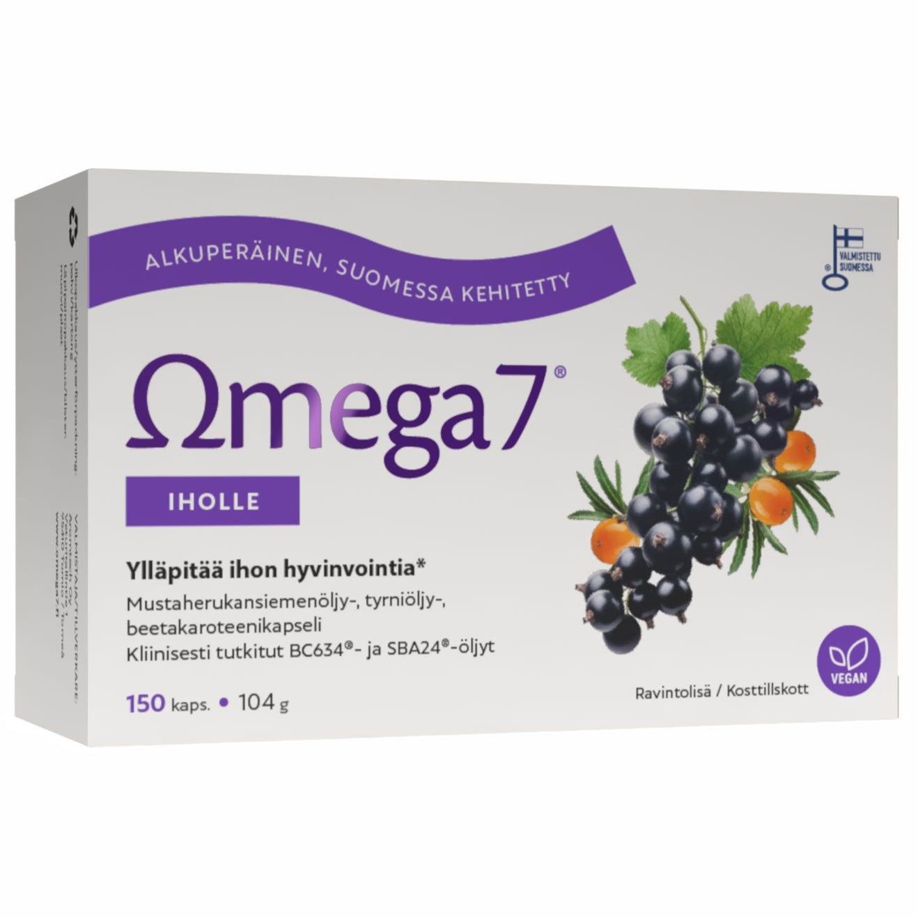 Omega7 Skin; laatikko Omega7-vegaanikapseleita, etupuolella kuvia mustaherukoista ja tyrnimarjoista, suomenkielinen teksti korostaa tuotteen hyötyjä ihon terveydelle; pakkaus sisältää 150 kapselia ja painaa 104 g; laatikko suorakulmainen pahvia mattapintaisena, pääosin oranssi ja valkoinen; typografia groteskia lihavoituna ja tavallisena; ei ihmisiä tai käsiä kuvassa, yhtenäinen valkoinen tausta, tuote keskitettynä suoraan kulmasta.
