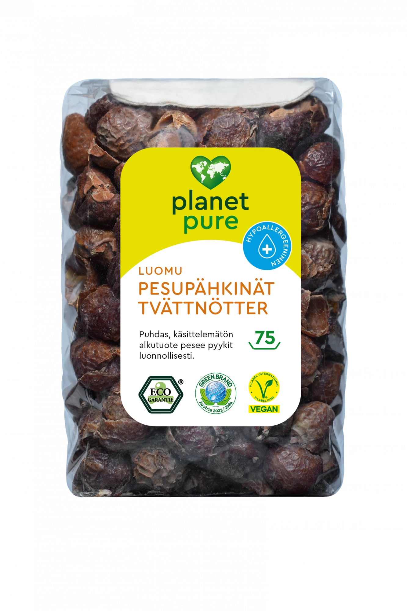 Planet Pure Luomu Pesupähkinät: läpinäkyvä muovipussi luomupesupähkinöitä pystyasennossa; pakkauksessa mattavalkoinen etiketti luettavalla suomen- ja ruotsinkielisellä tekstillä, vihreä sydänlogo sekä ympäristöystävällisyyden ja vegaanisuuden sertifikaattien symbolit; kirjasin on modernia groteskia; ei ihmisiä näkyvissä, tuote vaaleaa taustaa vasten edestäpäin kuvattuna.
