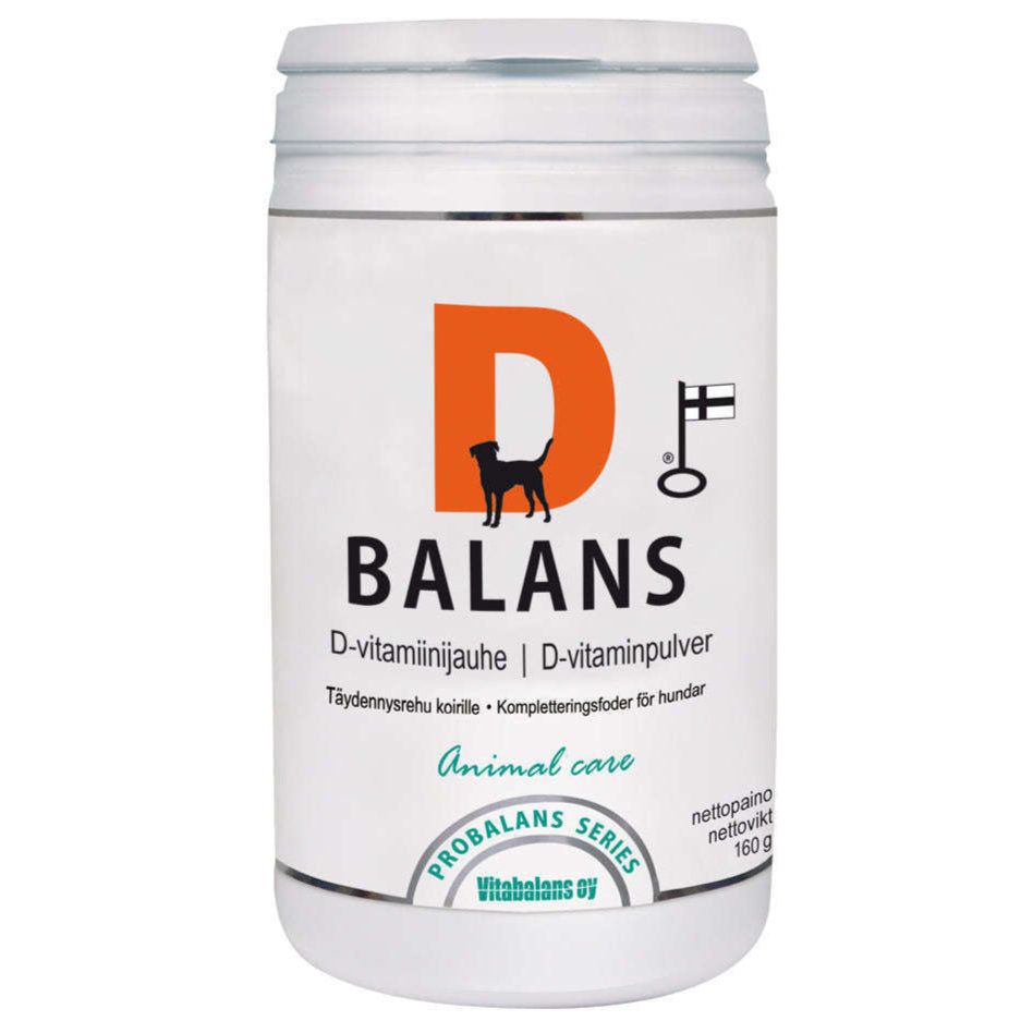Probalans D-balans; valkoinen mattapintainen muovipurkki ruuvikannella tekstillä "D Balans", oranssi iso D-kirjain ja koiran siluetti; näkyvä teksti sisältää "D-vitamiinijauhe", "Animal care", "Probalans Series" ja "Net weight 160g"; lihavoitu groteskikirjasin tuotenimelle, muu teksti pienemmällä tavallisella kirjasimella; vaalea pelkistetty tausta, ei ihmisiä tai toimintaa kuvassa.