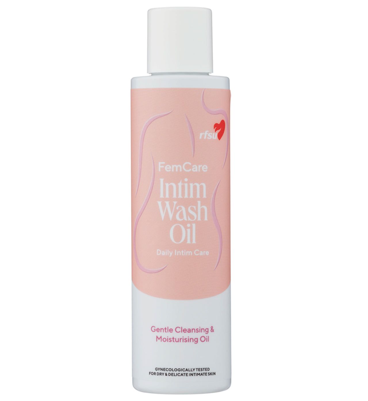 RFSU Intim Wash Oil: valkoinen pullo tekstillä "FemCare Intim Wash Oil" pinkillä etiketillä, kuvaus hellävaraisesta puhdistavasta ja kosteuttavasta öljystä päivittäiseen intiimihoitoon, sopii herkälle iholle; pullo on sylinterimäinen mattapinnalla valkoisella korkilla; etuosan teksti on yksinkertaista groteskikirjasinta valkoisella ja tummanharmaalla; studiotausta ilman ihmisiä tai rekvisiittaa.