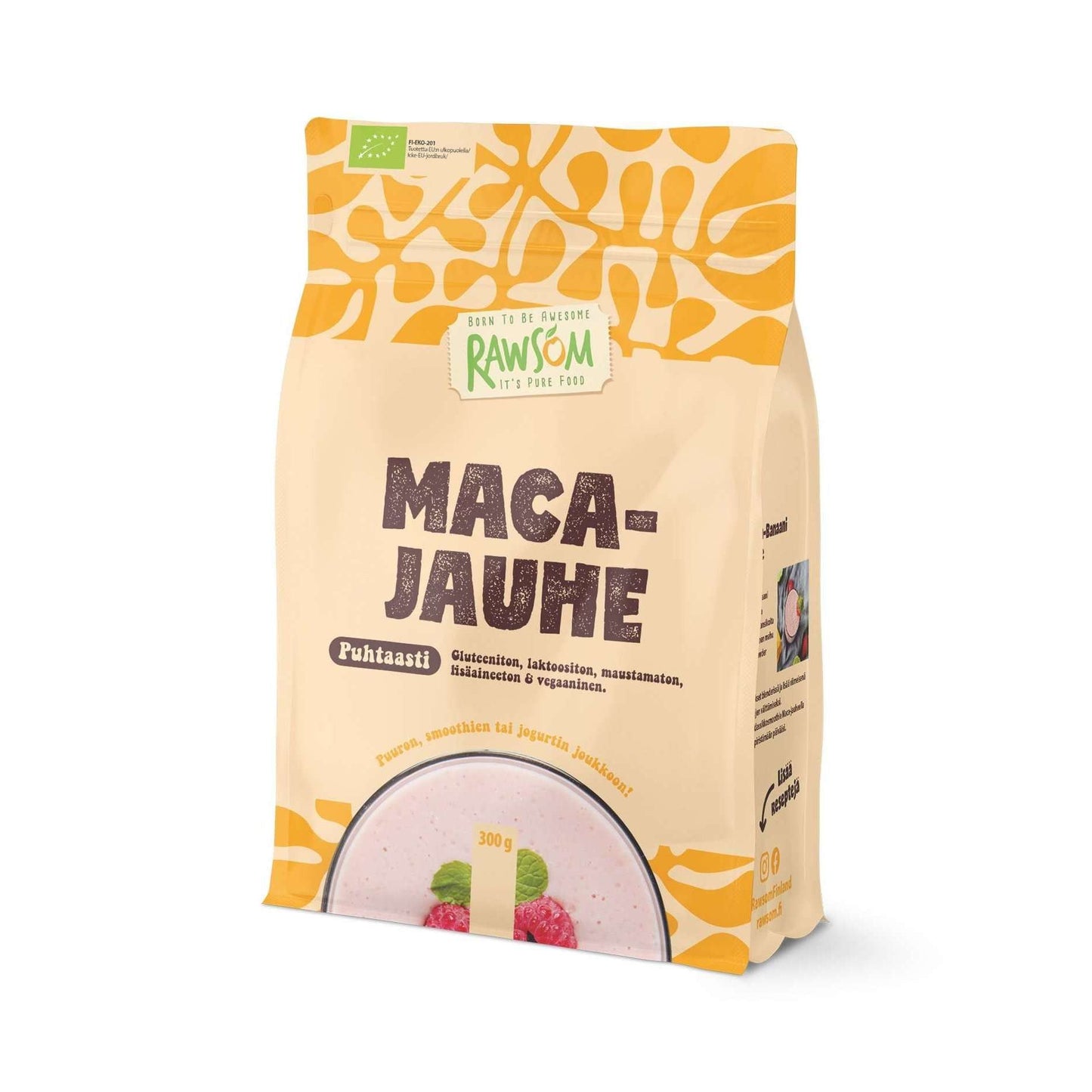 Rawsom Luomu Maca-jauhe -pussi; beige ja keltainen, mattapintainen ja suorakulmainen pussi seisoo pystyssä; etupuolella valokuva vadelmasmoothiesta sekä luomusertifiointimerkki vasemmassa yläkulmassa; suuri, lihavoitu tuotenimi yläosassa tekstausvapaalla kirjasimella; kuvattu valkoista taustaa vasten, ei ihmisiä tai muita esineitä.