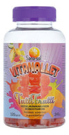 Sana-sol Vitanallet Tuttifrutti; pullo Sana-sol Vitanallet Tutti Frutti -monivitamiinipurukumeja, etiketissä värikkäitä hedelmäkuvia ja suuri oranssi karhupurukumin kuvitus, teksti suomeksi; pullo kirkasta muovia violetilla, uritetulla muovikorkilla; etiketissä lihavoitua groteskityyppografiaa sekä luvut ”120” ja ”240g”; ei ihmisiä tai käsiä näkyvissä; kuva edestä tasaisella taustalla.