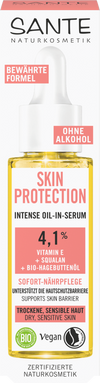 Sante Skin Protection Kasvoseerumi; pullo intensiiviöljyseerumia skvalaanilla, ruusunmarjaöljyllä, 4,1 % E-vitamiinilla ja väittämällä alkoholittomuudesta; pakkaus on kirkasta lasia sylinterinmuotoisena valkoisella pumppuannostelijalla; etikettiteksti painettu groteskikirjasimin valkoiselle etiketille korosteväirein; ei ihmisiä näkyvissä; kuvattu yksivärisellä taustalla; vegaaninen, luomukaava sopii kuivalle, herkälle iholle.