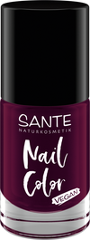 Sante Kynsilakka; pullo Sante Naturkosmetik -vegaanista kynsilakkaa syvän violetissa sävyssä; lieriömäinen kirkas lasipullo kiiltävällä mustalla suorakaiteen muotoisella kannella; kiiltävä pinta näkyvissä tuotteen sisällä; etiketissä Nail Color ja Vegan valkoisella groteskitekstillä sekä brändinimi; pullo kuvattu valkoisella taustalla, ei ihmisiä tai esineitä.
