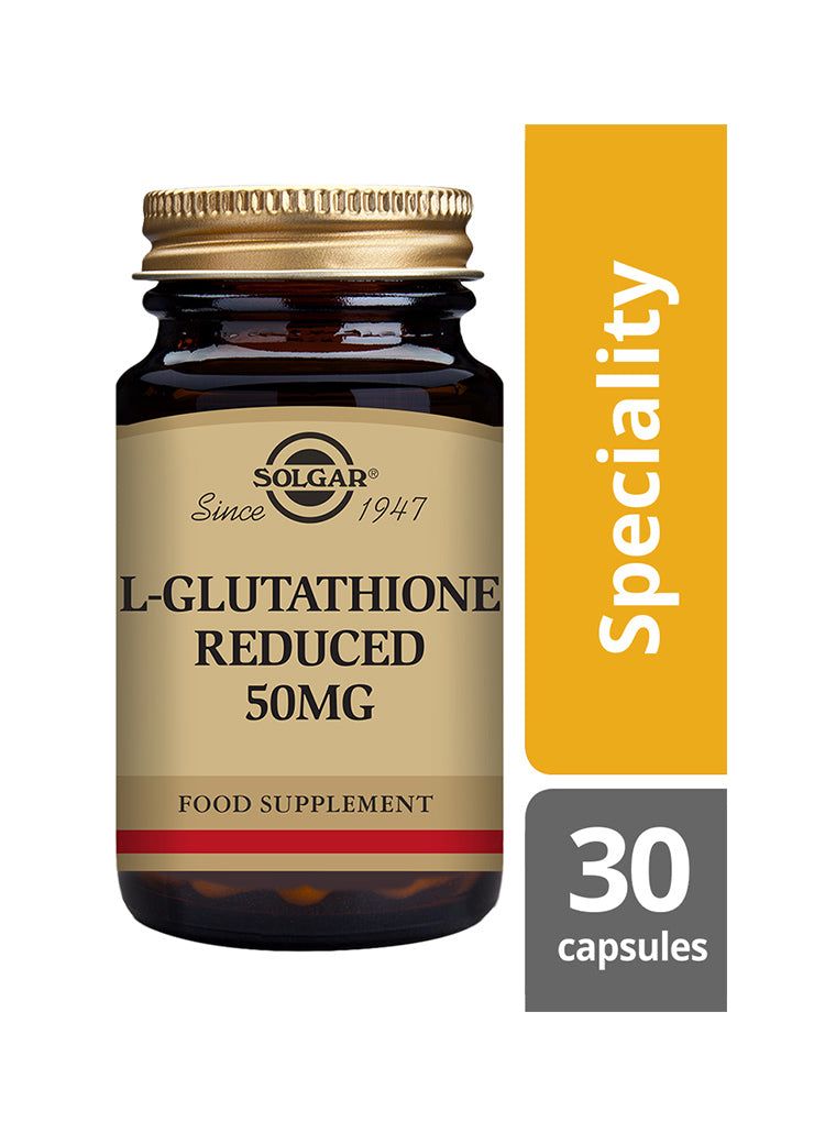 Solgar L-Glutationi -pullo (50 mg, pelkistetty), ruskea lasi, kultainen metallikierrekorkki; kermanvärinen etiketti, pystysuora keltainen "Speciality"-nauha, 30 kapselia, antiikvateksti