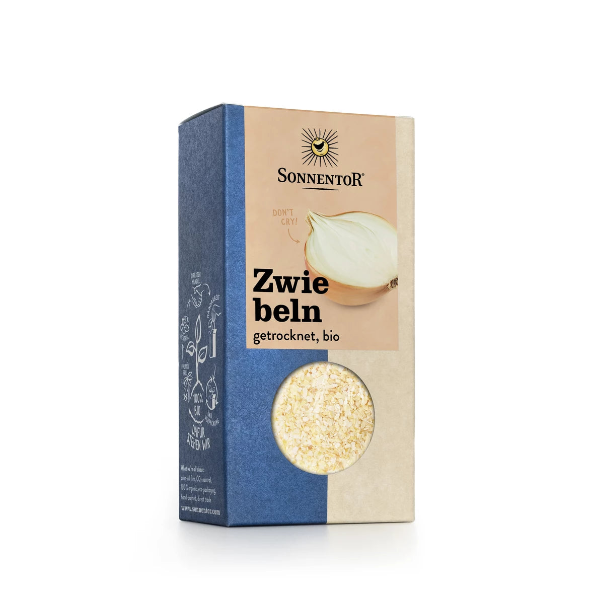 Sininen ja beige Sonnentorin luomukuivattujen sipuleiden laatikko on kuvattu pystyssä. Suorakulmainen pahvilaatikko on mattapintainen, ja etupuolella on pyöreä läpinäkyvä ikkuna, joka näyttää pieniä kuivattuja sipulinpaloja. Halkaistun sipulin kuva on painettu ikkunan lähelle. Tuotenimessä käytetään selkeää antiikva-typografiaa. Ihmisiä, käsiä tai muita esineitä ei näy, ja tausta on valkoinen.
