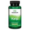 Swanson Kelp Iodine Source; vihreä muovipullo Swanson Kelp -ravintolisää, sisältää luonnollista jodia kilpirauhasen tueksi, 250 tablettia; pinta kiiltävä sylinterin muotoinen tummanvihreällä korkilla; etuetiketti valkoista ja kultaista tekstiä yksinkertaisella groteskikirjasimella; tausta valkoinen, tuote keskitettynä kuvaan, ei ihmisiä tai käsiä.
