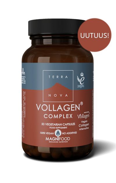 Terranova Vollagen Complex, ruskea kasvipohjaisten kapselien pullo mattapinnalla; suorakaiteen muotoinen paperietiketti yksinkertaisella groteskifontilla listaa tuotenimen, vegaanisuuden, lisäaineettomuuden ja kasvipohjaisen kollageenivaihtoehdon tiedot; oikeassa yläkulmassa pyöreä tunnus tekstillä "UUTUUS!"; tausta neutraali, ei ihmisiä eikä käsiä näkyvissä.